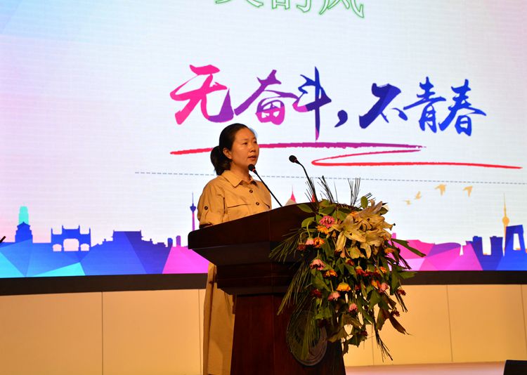 學生家長代表發(fā)言.JPG